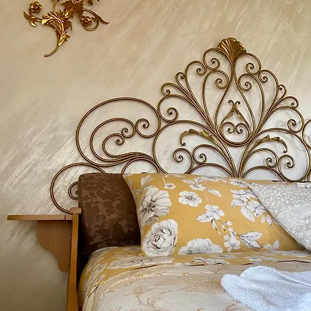 Roseto Holidays Azzurro Bed & Breakfast