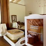 Roseto Holidays Azzurro Bed & Breakfast 4*