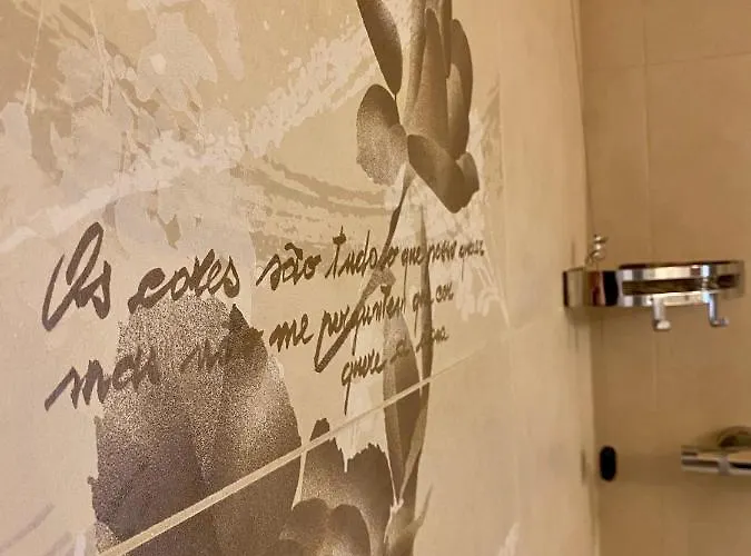 Roseto Holidays Azzurro Couette-café